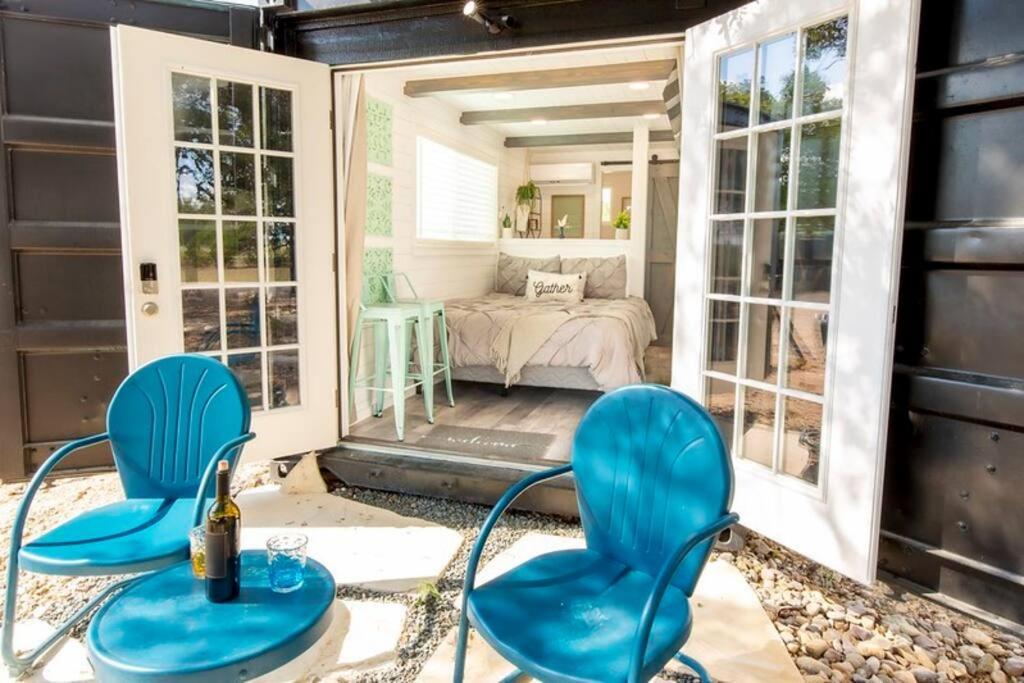 The Container Retreat @ 290 Wine Trail #9 Get Away Today! Hye Extérieur photo