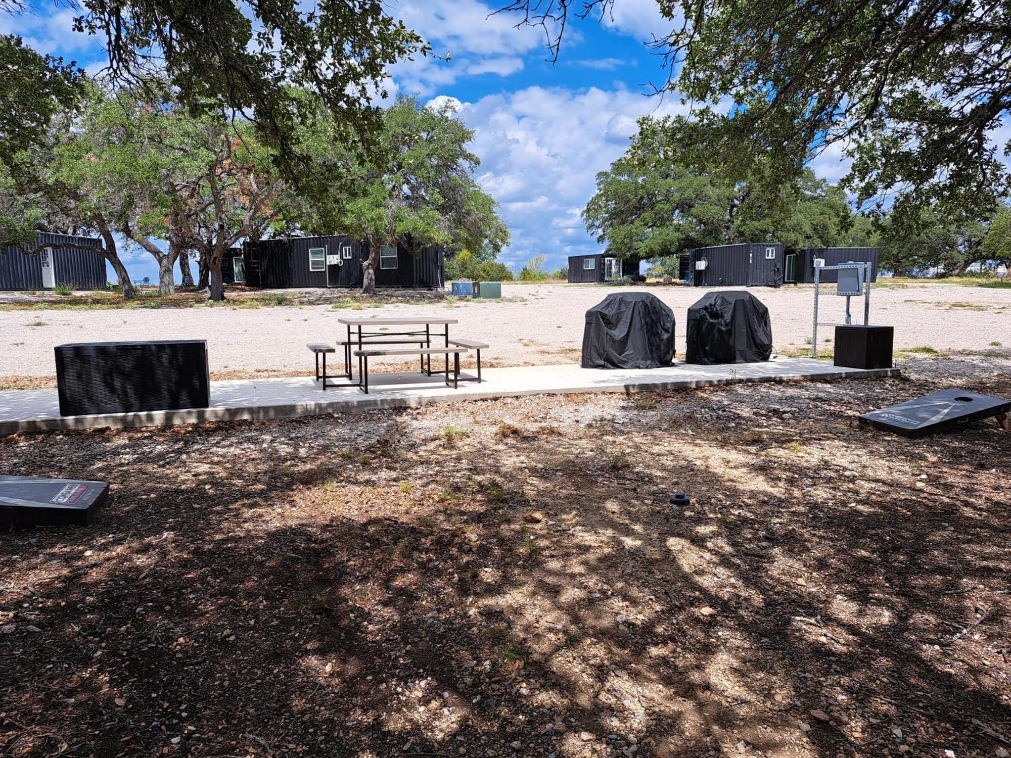 The Container Retreat @ 290 Wine Trail #9 Get Away Today! Hye Extérieur photo